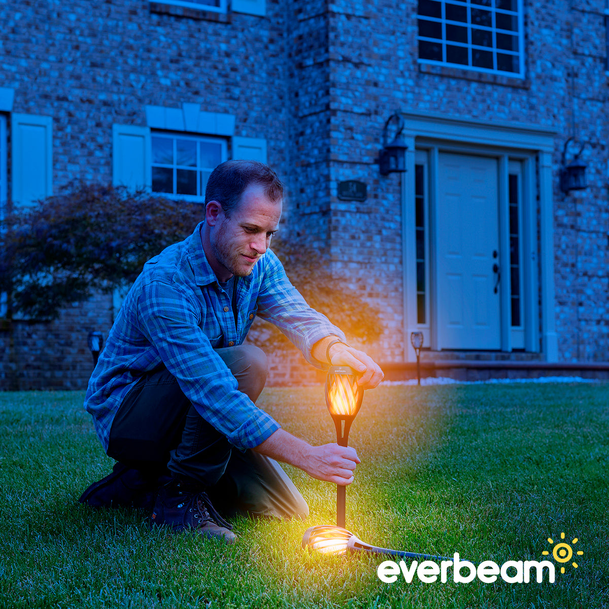 Everbeam P2 Solar Torch Light With Flickering Flame